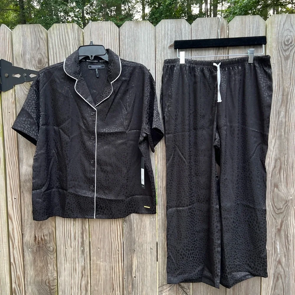 BCBGMaxazria Black Animal Jacquard Pant Alabaster Pajamas Women’s Med NWT NEW